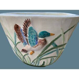 Hand-made Hand-painted Ceramic Planter with Flying Geese Bird Signed 5.5" x 7"